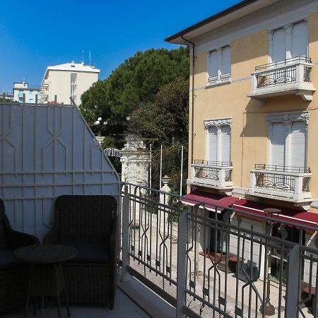 Bmp Apartment Atmosphere 1 Centrale Con Garage Riccione Exterior photo